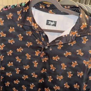 Waggle size large tiger goat polo